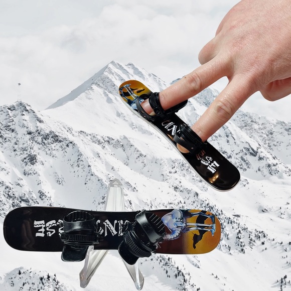 Toys Vintage 200s Finger Snowboard Hand Snow Board Tech Deck Type Toy